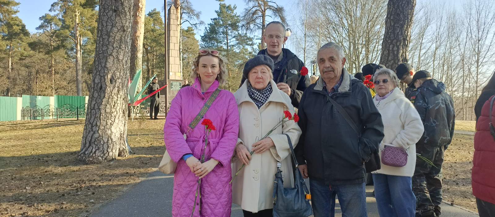 Рогачевский райЦГЭ почтил память жертв трагедии в Хатыни